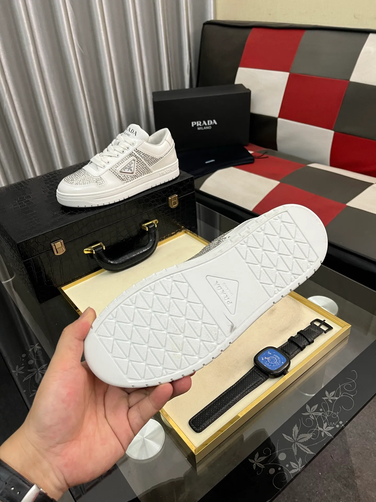 Men's shoes 💰680⌚️⌚️【PRADA】Prada - high-end quality original order 🔍🔍🔍casual sports shoes - Upper: 🔝 Nappa calfskin, perforated calfskin, shoe body sewn brand metal fasteners, tongue screen-printed high frequency brand logo - Lining: water-dyed cowhide - Outsole: ultra-light TPU foam rubber; two-color molded outsole -Ultra-high quality control and fine workmanship: outstanding (high-end, extravagance, class) -Size: 38-44 (45, can be customized)